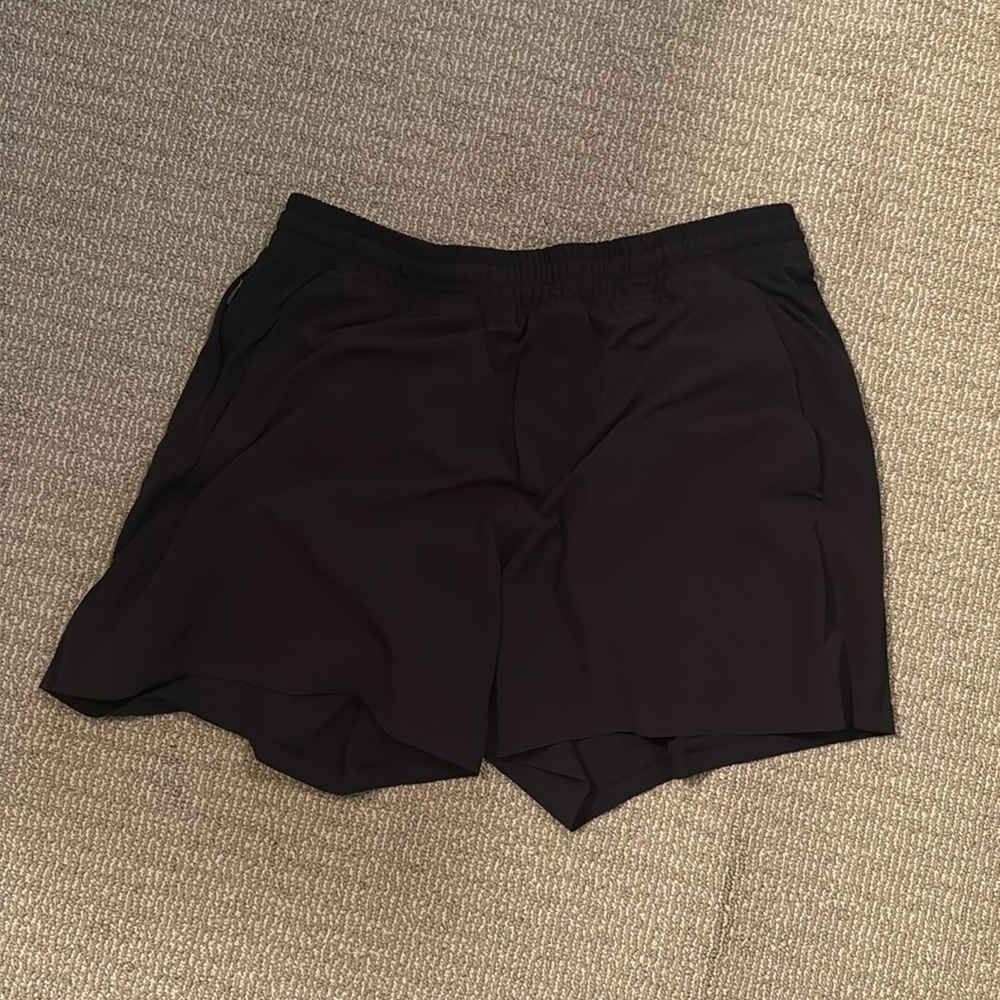 Lululemon Pace Breaker Shorts - Linerless